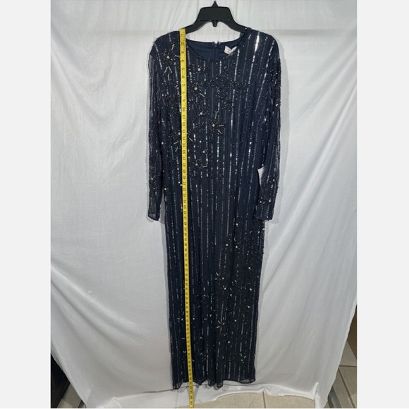 NWT $598 Mac Duggal [ 16 ] Embellished High Neck Long Sleeve Gown Blue‎ - Picture 3 of 15
